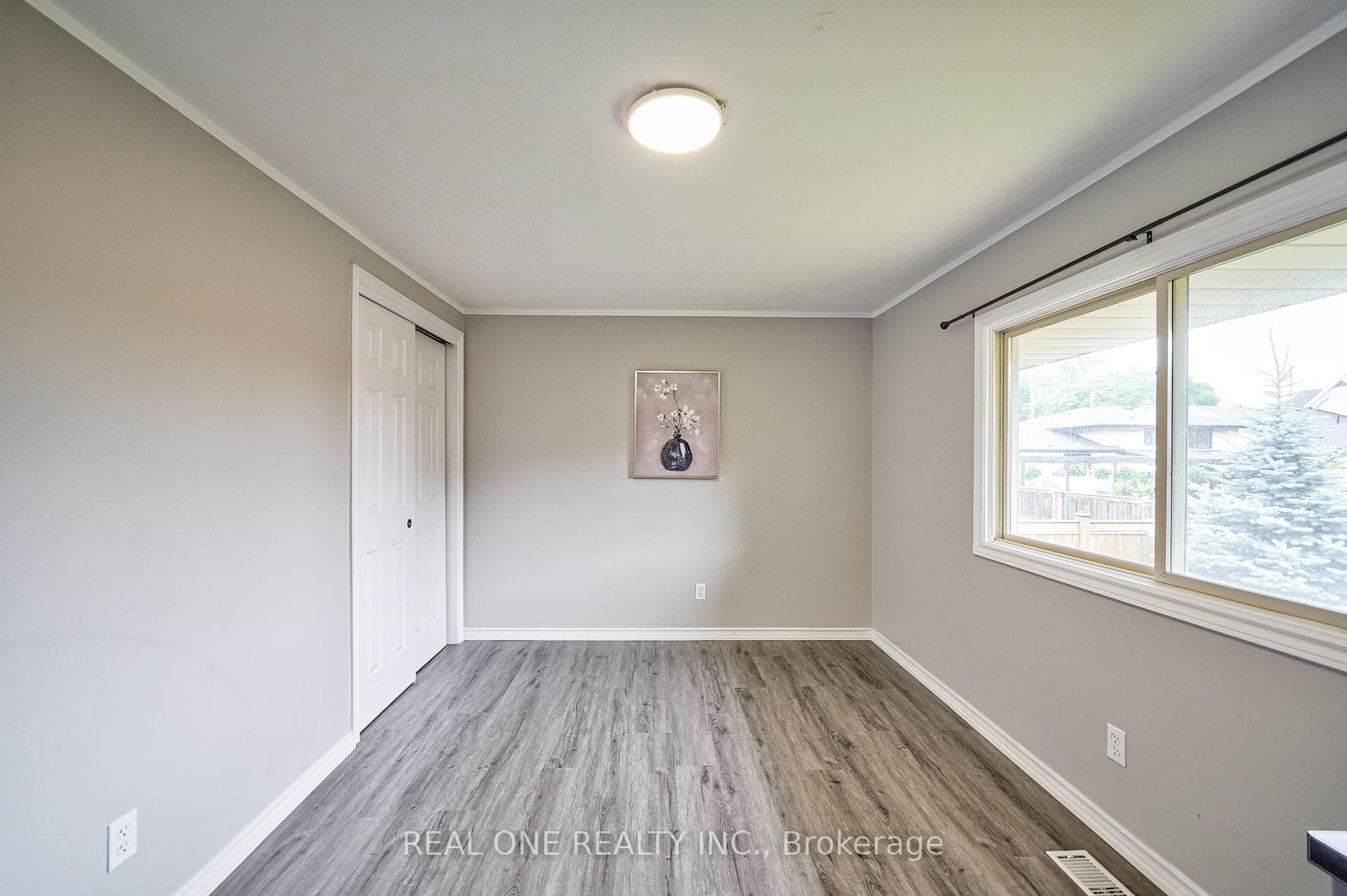 98 Prince Charles Drive photo 17