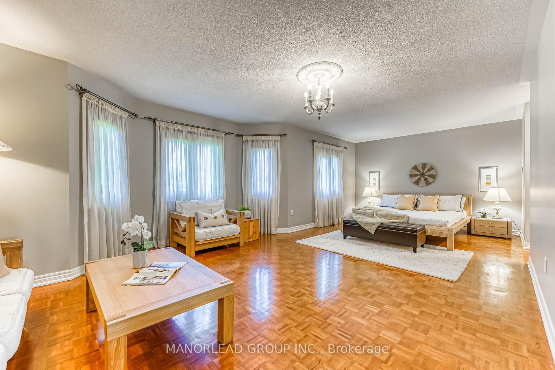 572 Wycliffe Avenue photo 23