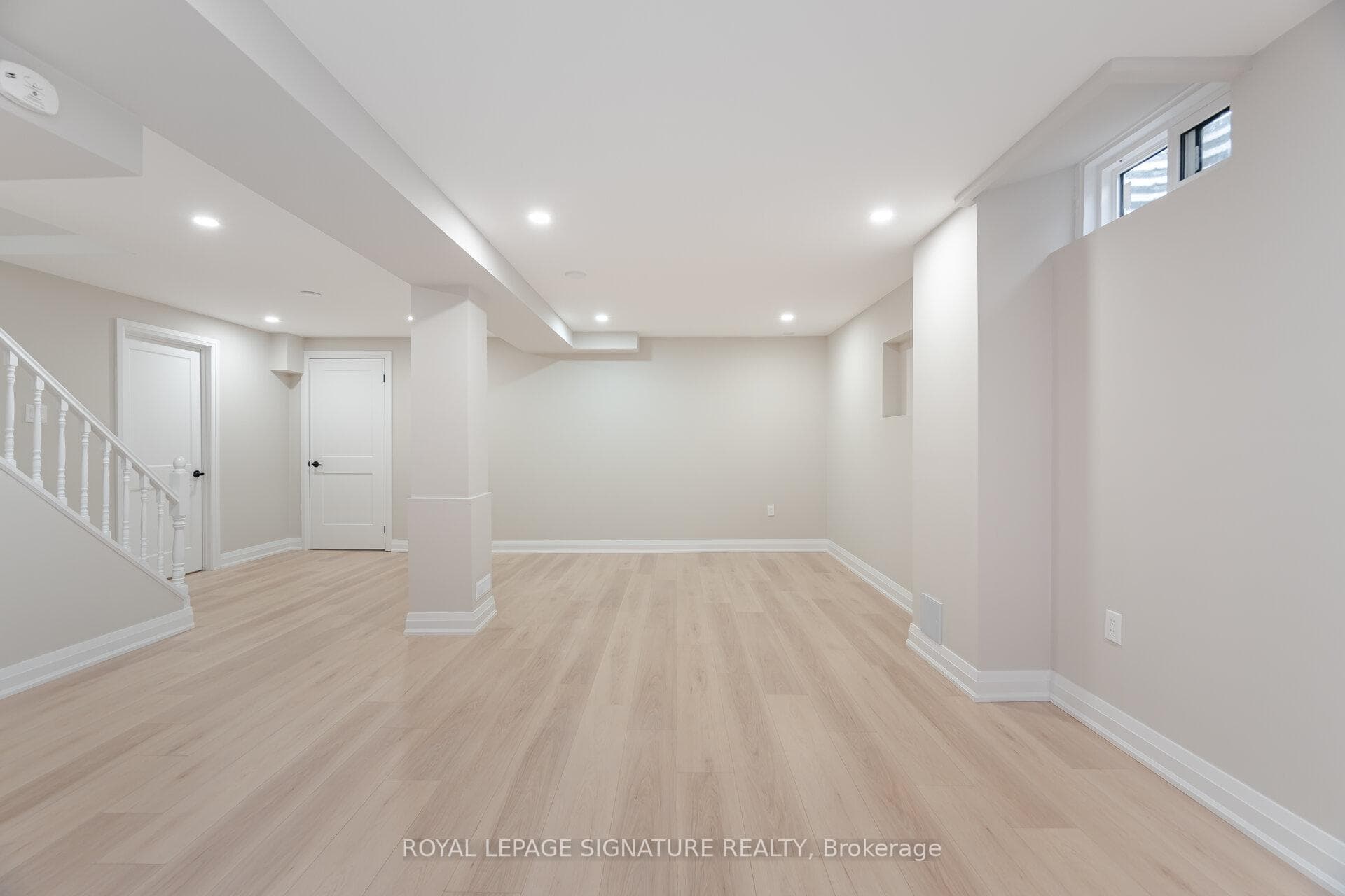 2525 Cavendish Drive photo 32