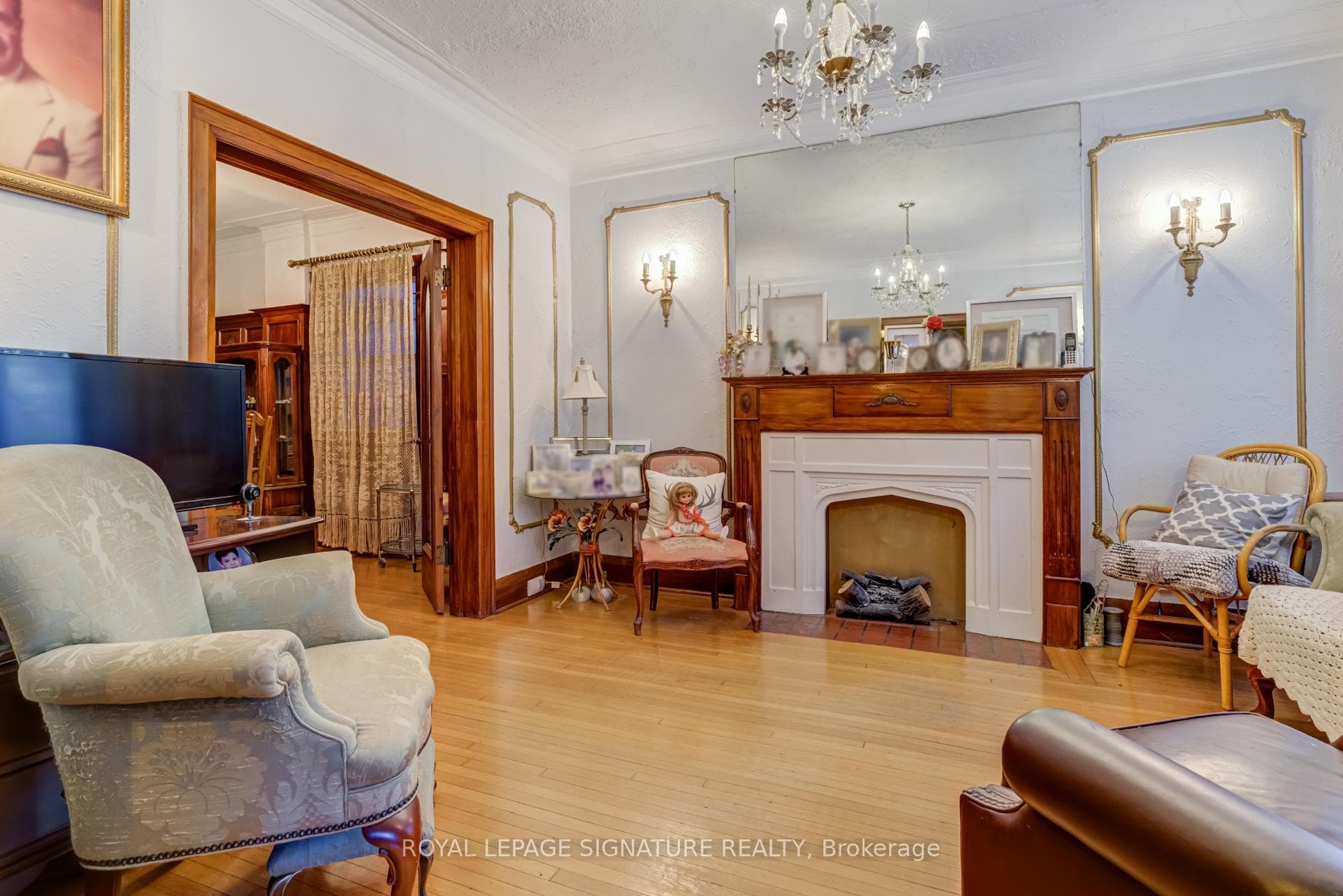 432 Crawford Street photo 3