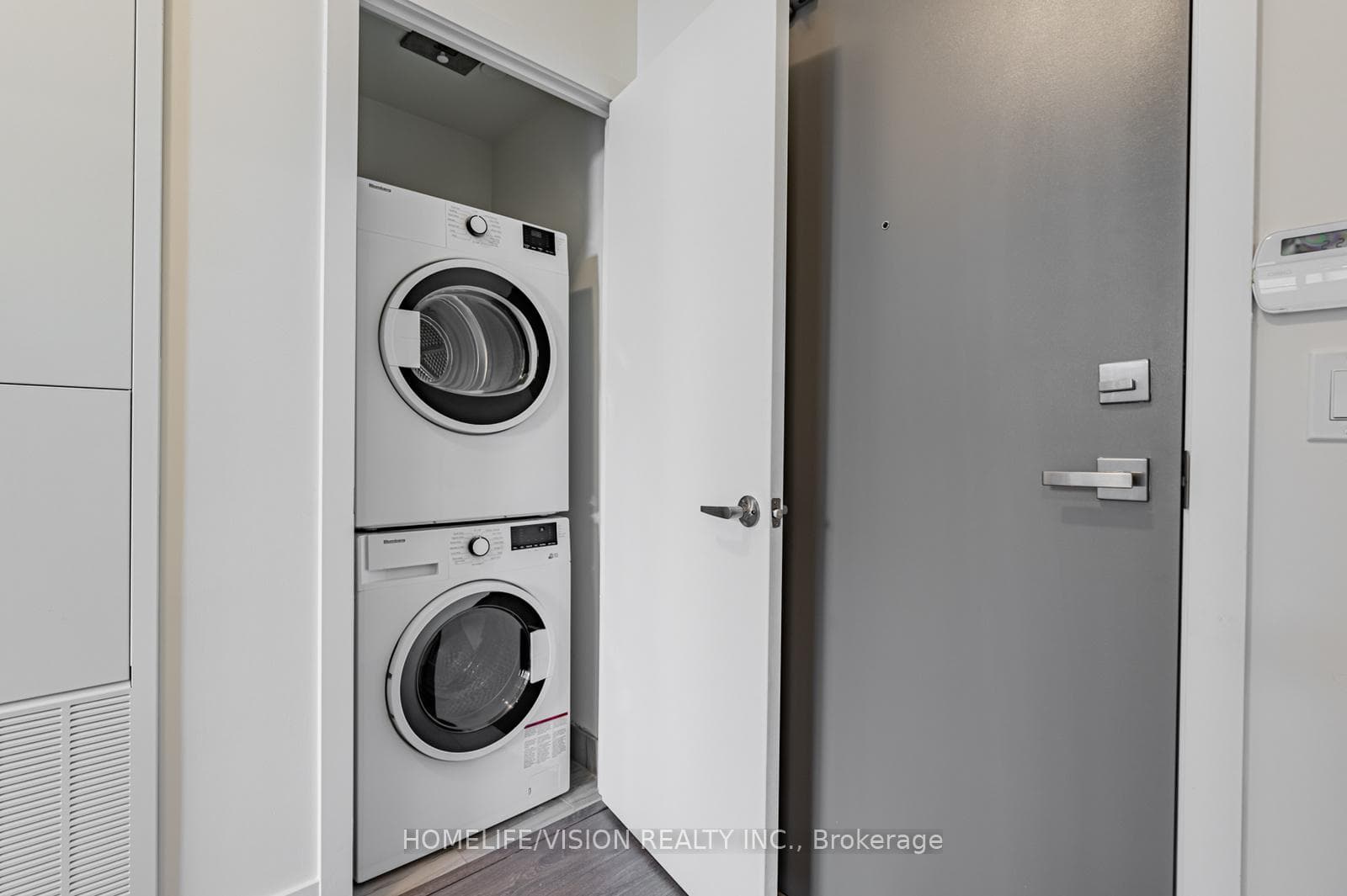 188 Fairview Mall Drive Unit 107 photo 20