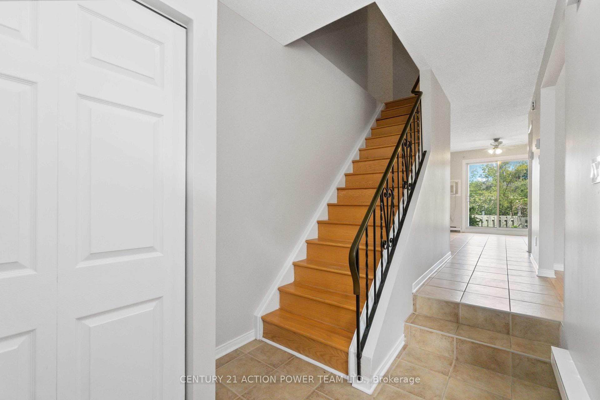 3103 Armada Avenue Unit 17 photo 3