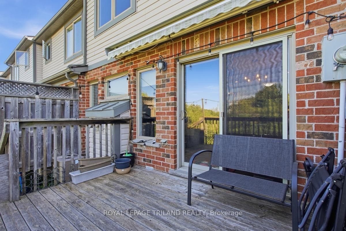 600 Hyde Park Road Unit 127 photo 38