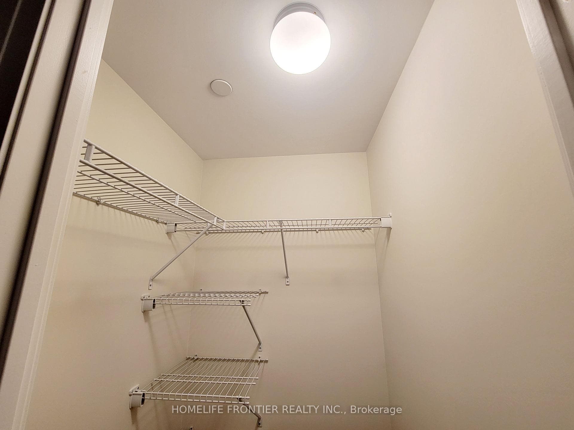 77 Mutual Street Unit 608 photo 8