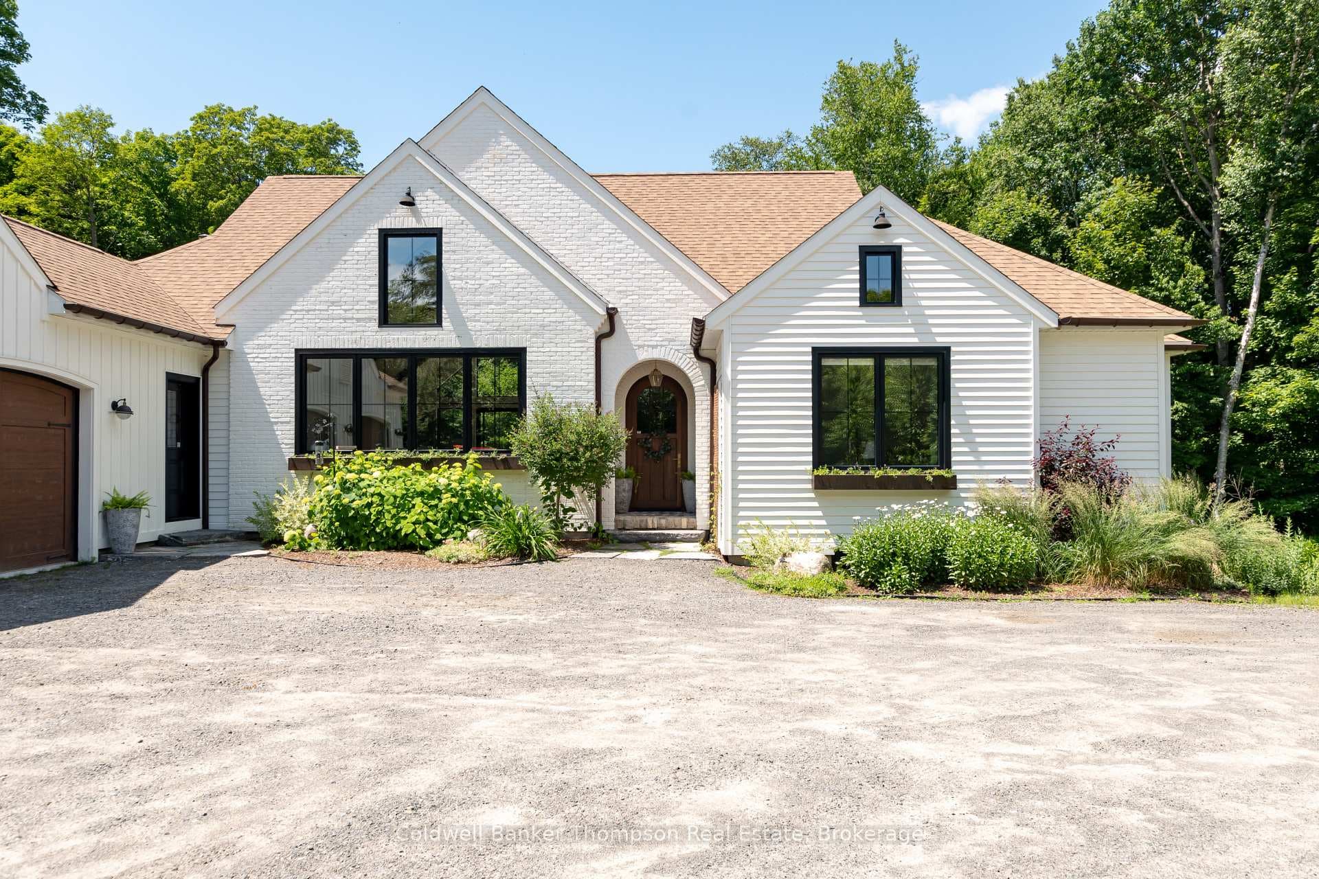 350 Skyhills Road photo 6