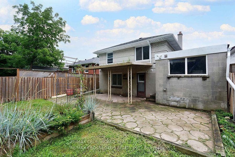 126 Citadel Drive photo 24