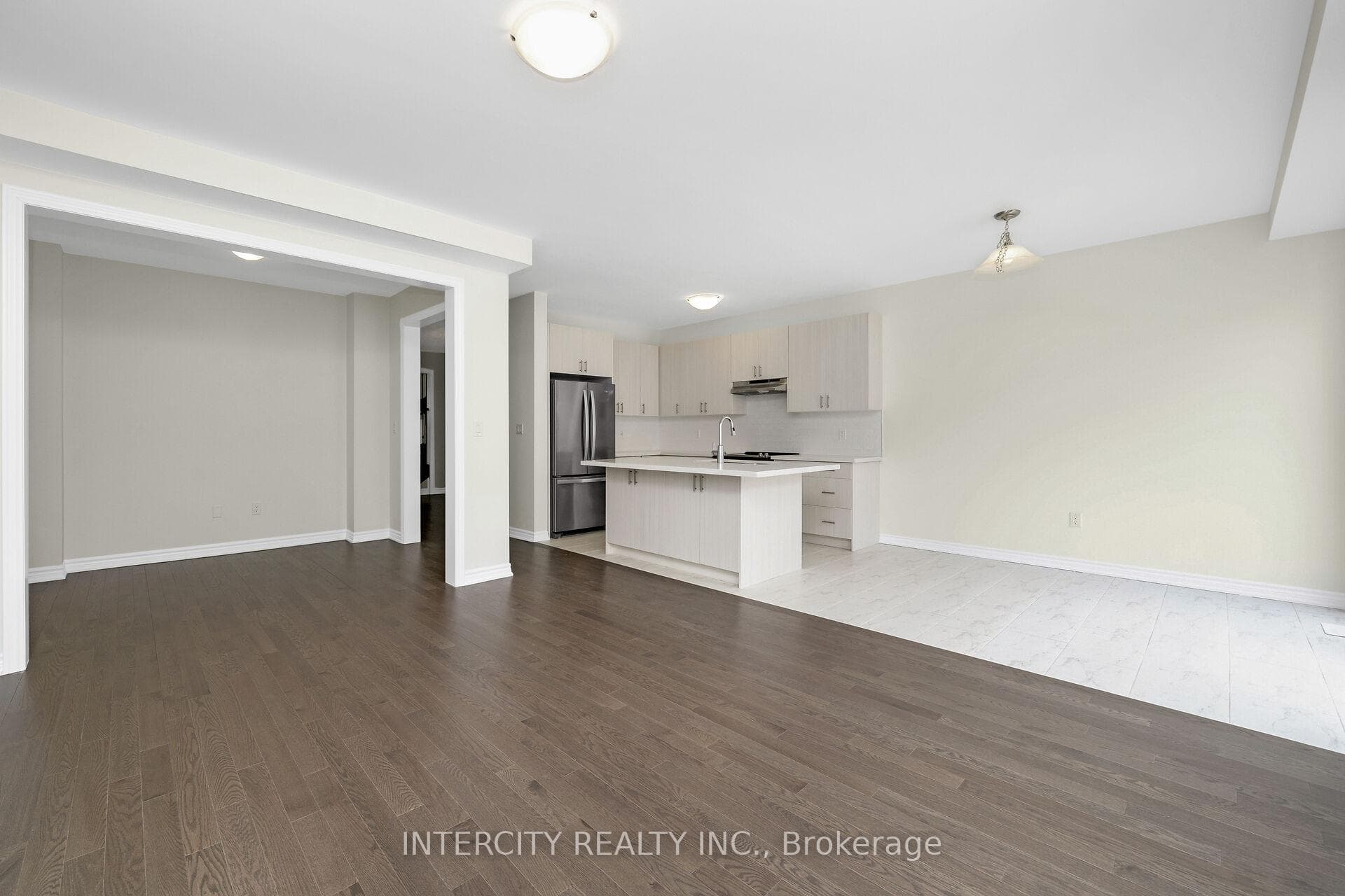 19 Coulterville Drive photo 8