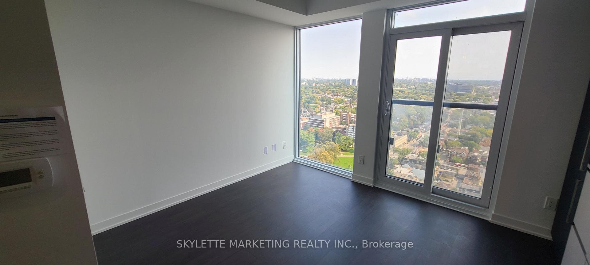 319 Jarvis Street Unit 3012 photo 3