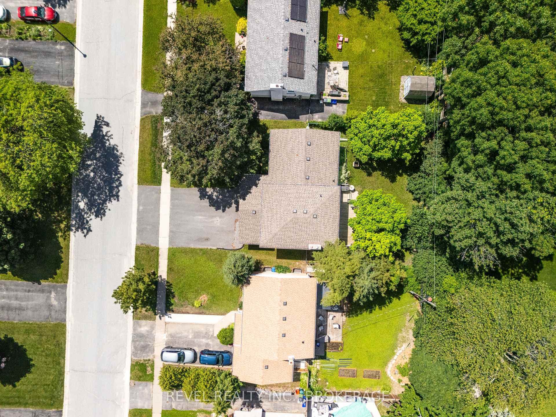 163 Braemar Road photo 40
