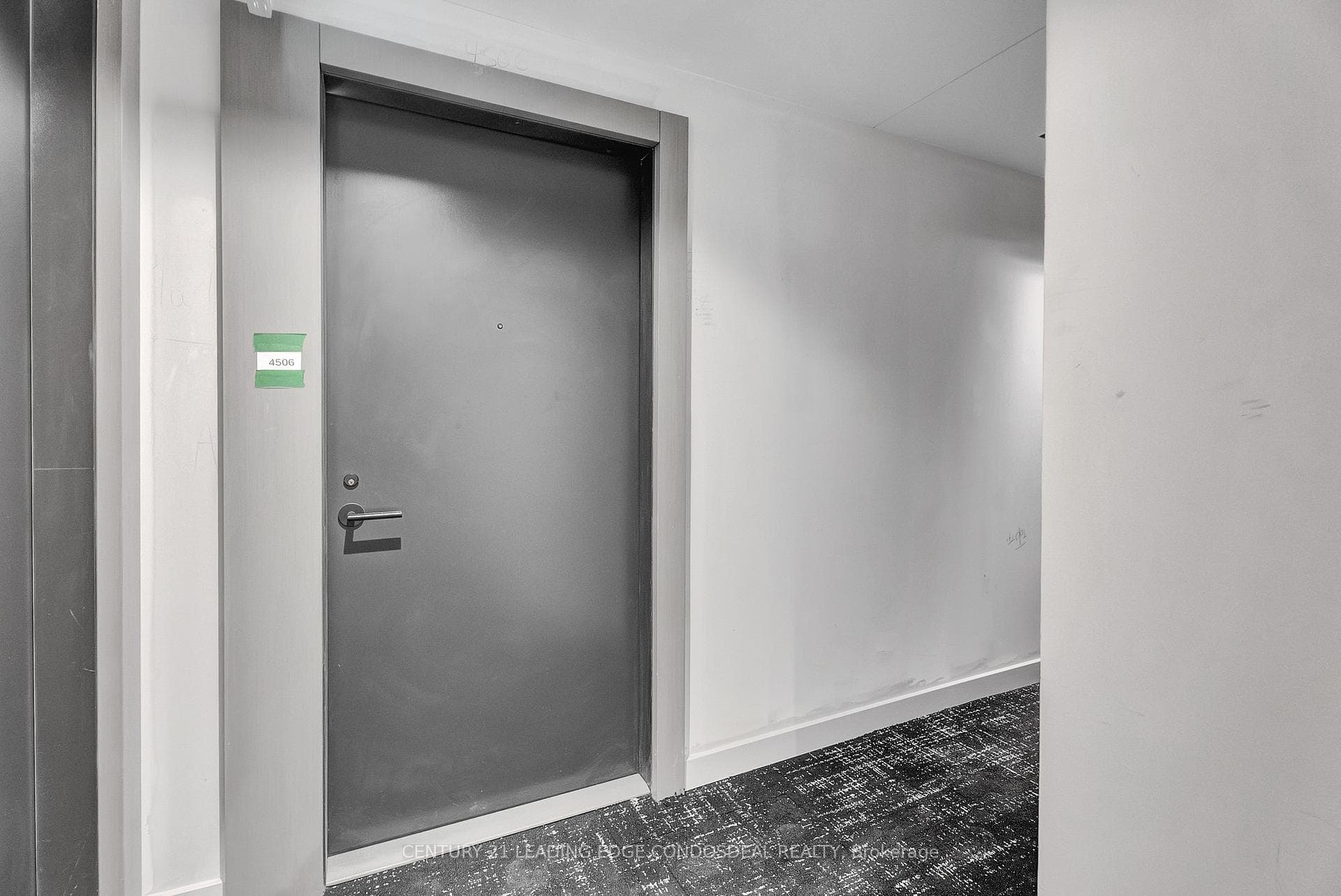 108 Peter Street Unit 5006 photo 5