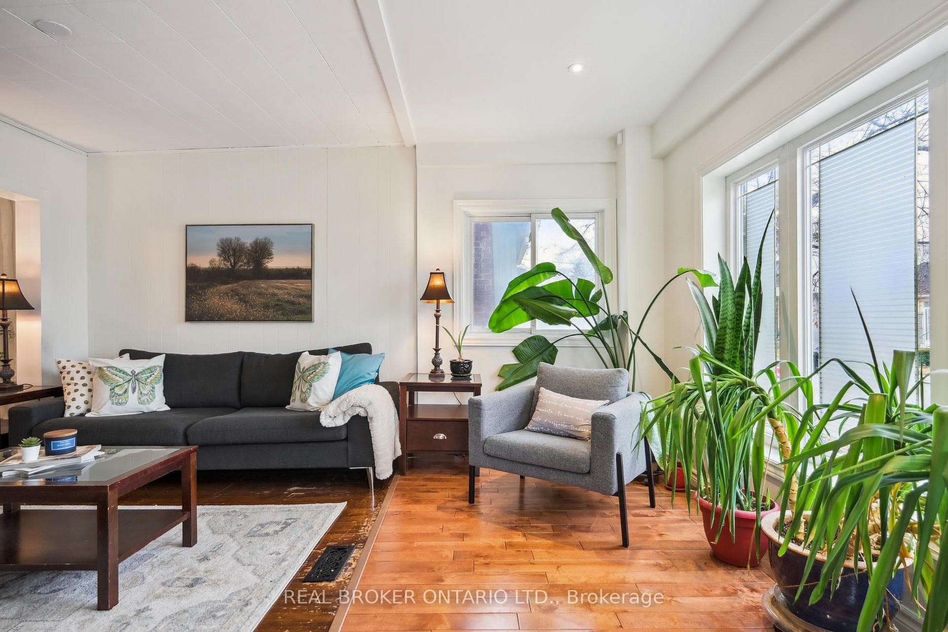 105 Wiley Avenue photo 5