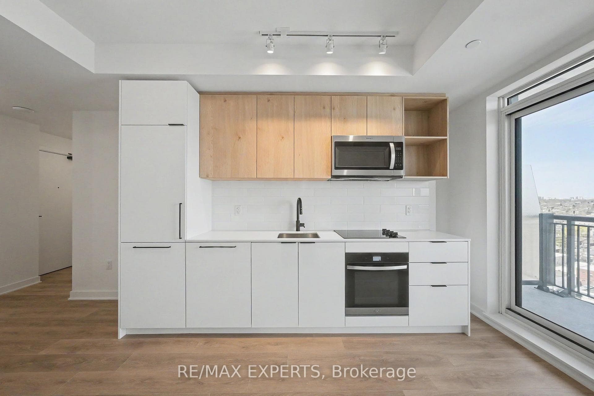 1185 Dupont Street Unit 1306 photo 9