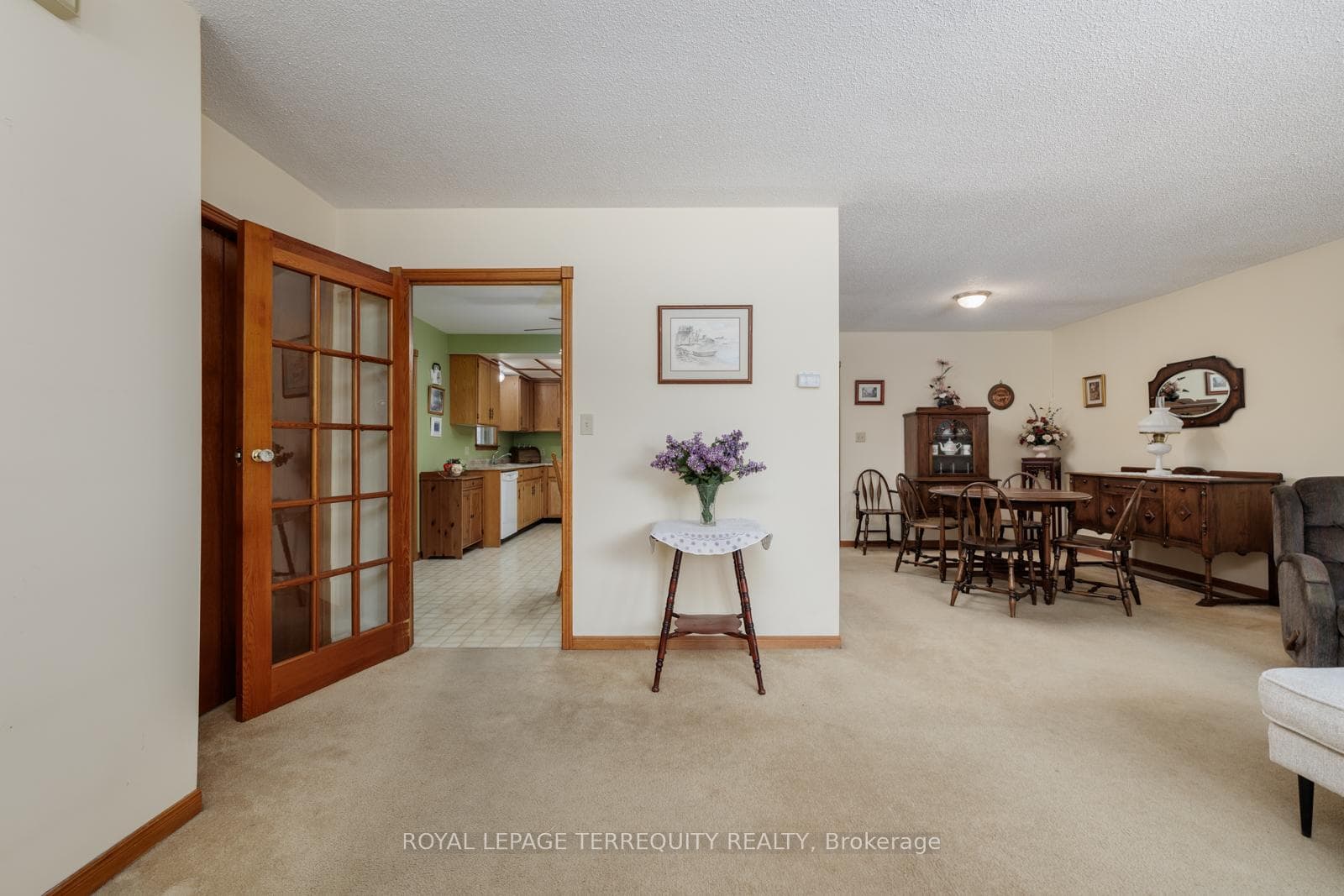 193 Overbank Drive photo 10