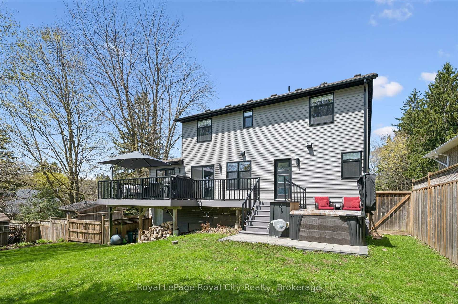 36 Emily Street photo 34