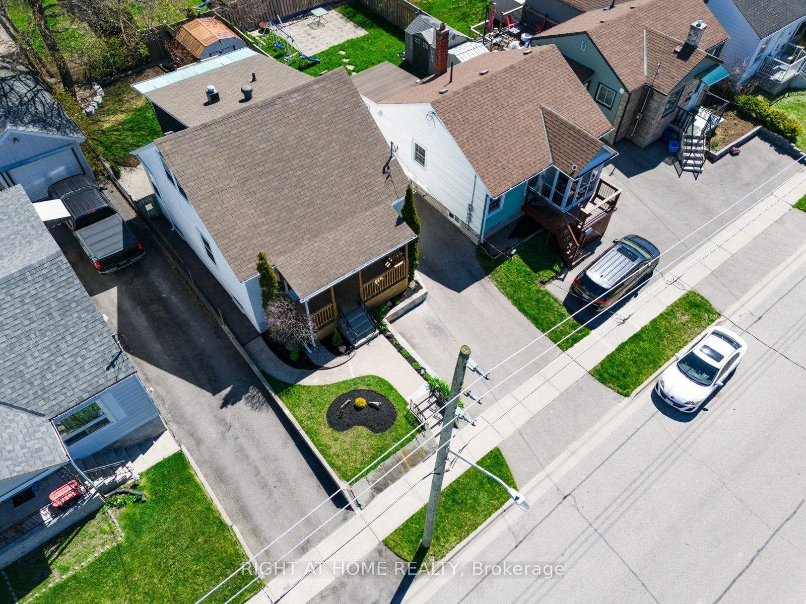 271 Drew Street photo 28