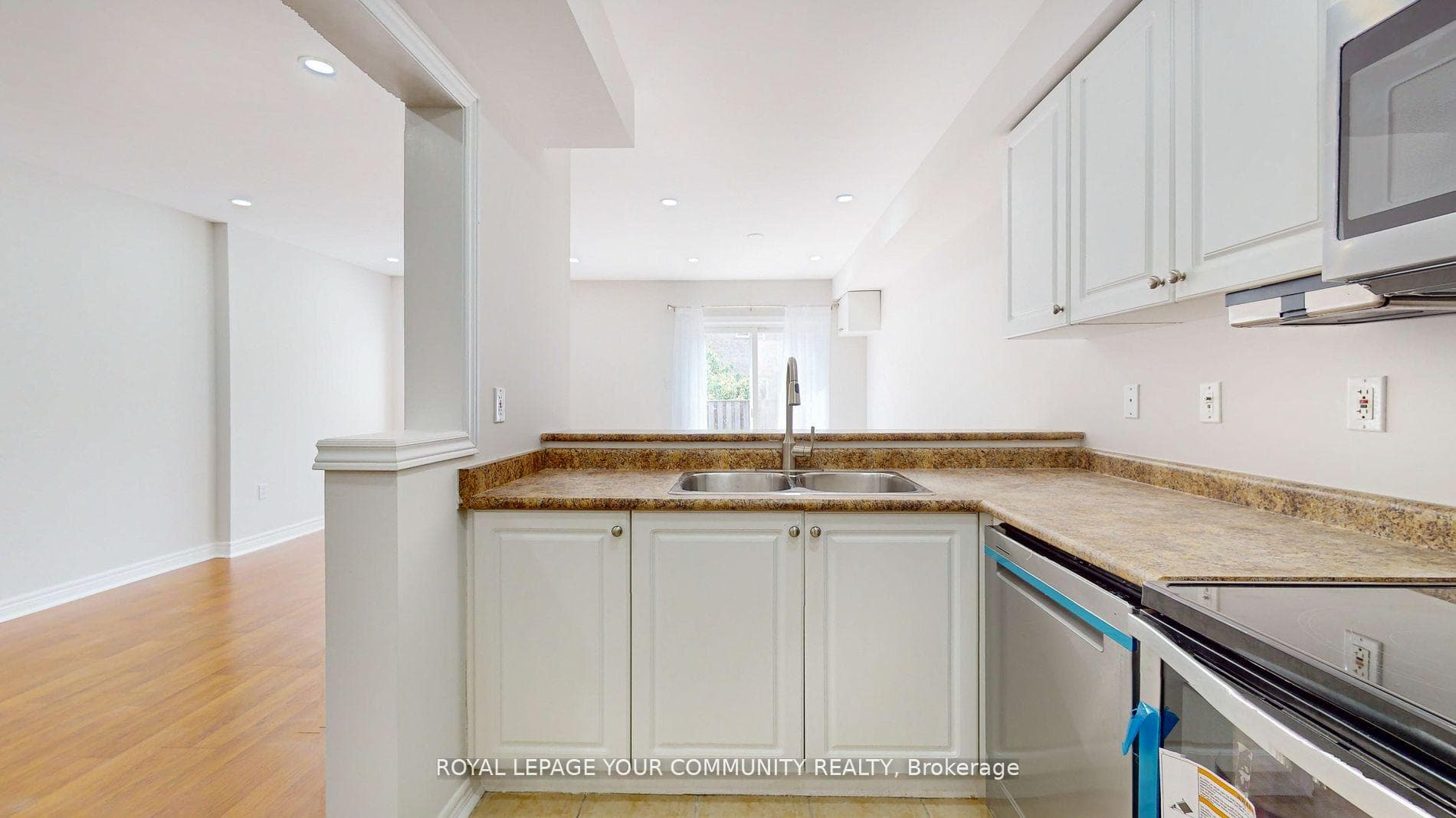 82 Goode Street photo 12