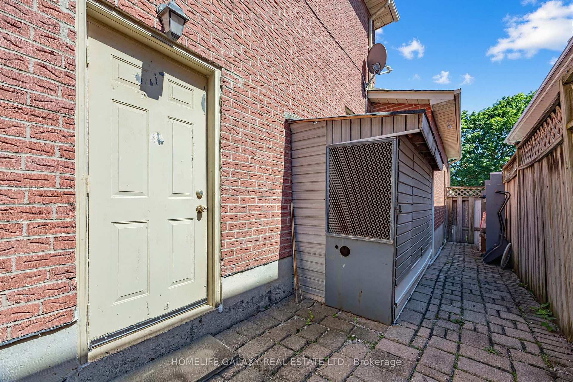 6 Bluebell Crescent photo 32