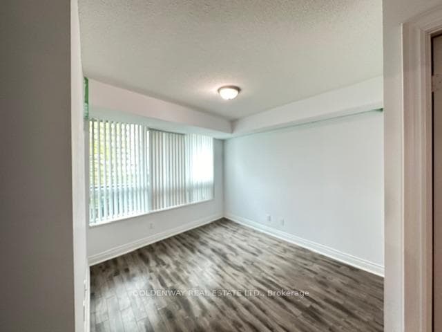15 Greenview Avenue Unit 414 photo 8