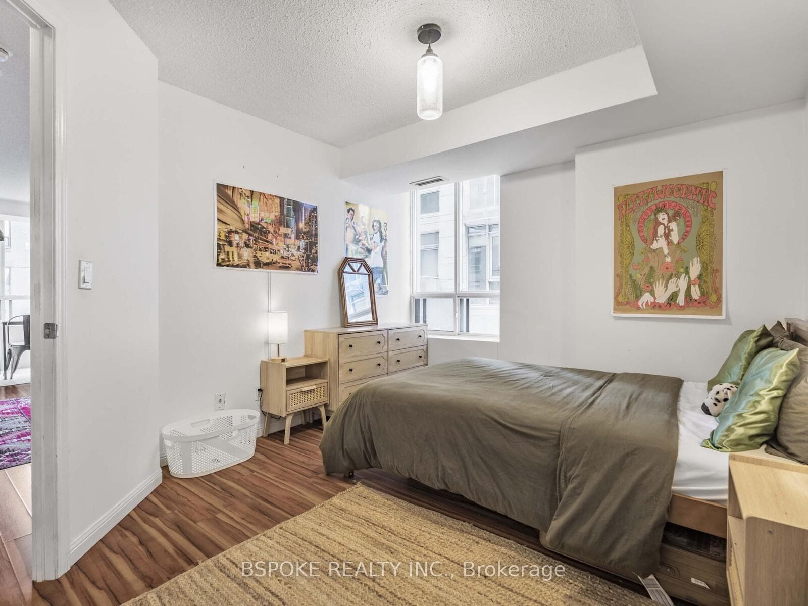 140 Simcoe Street Unit 304 photo 11
