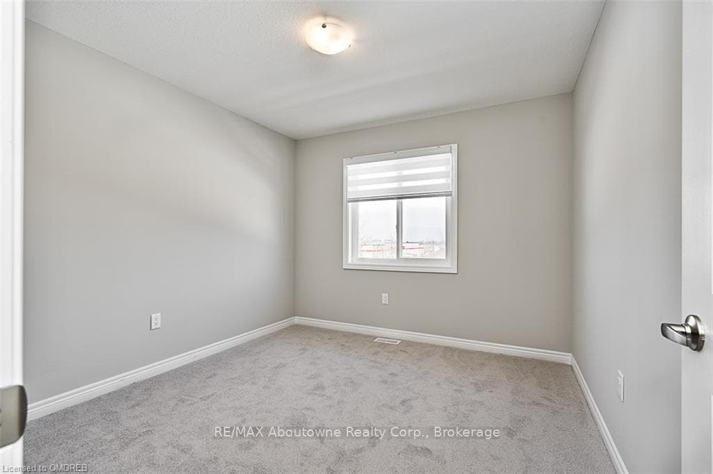 71 PINOT Crescent photo 15