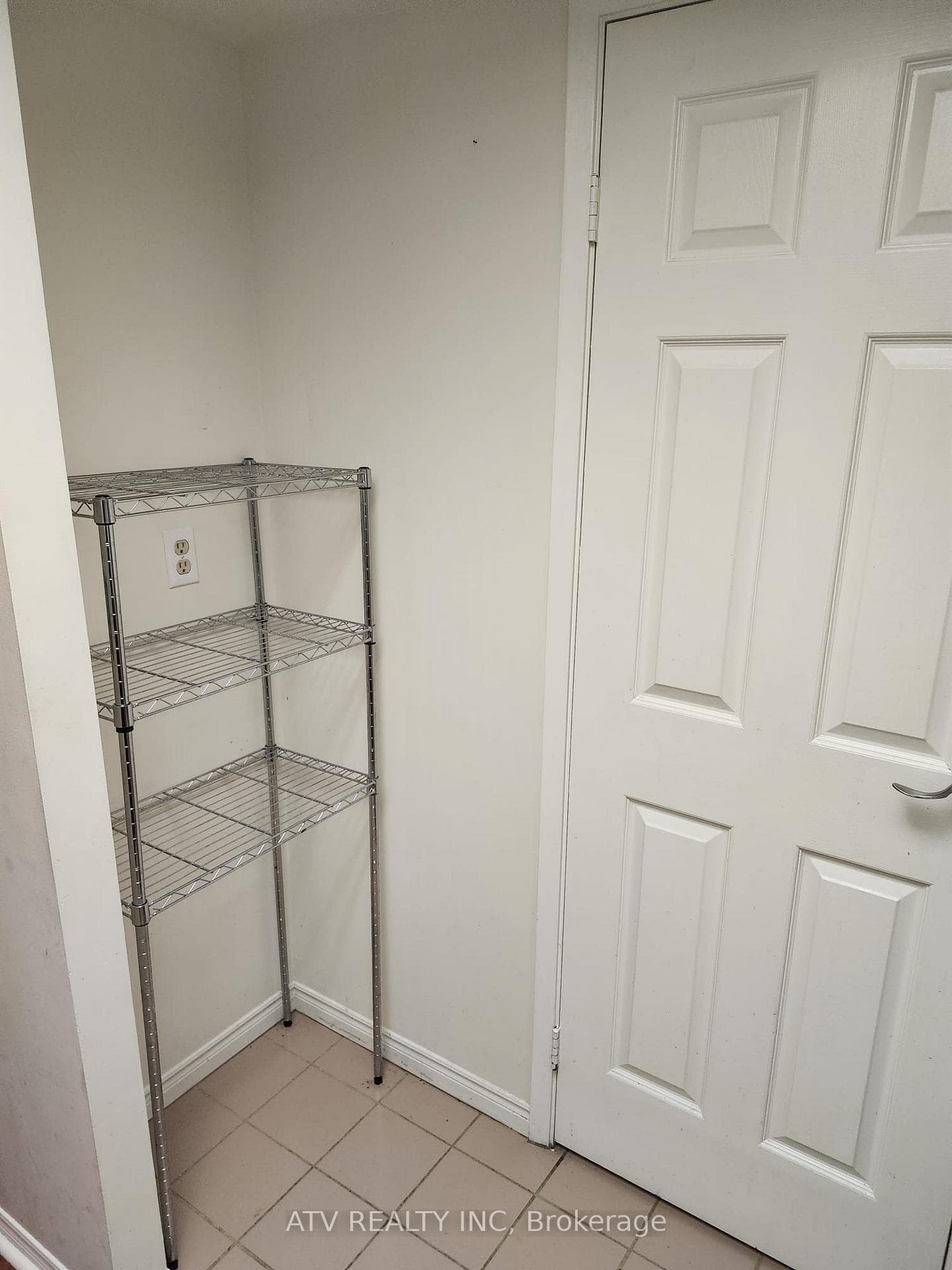 222 The Esplanade N/A Unit 829 photo 12