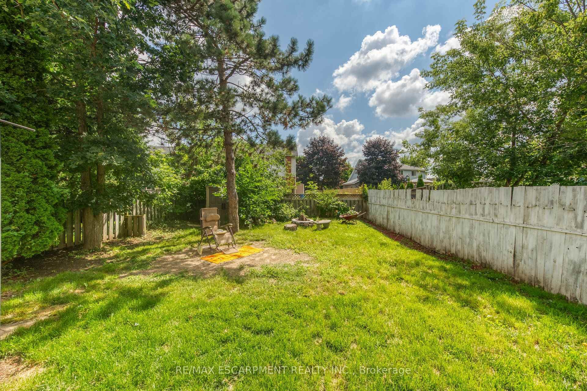 65 Edgemere Drive photo 33