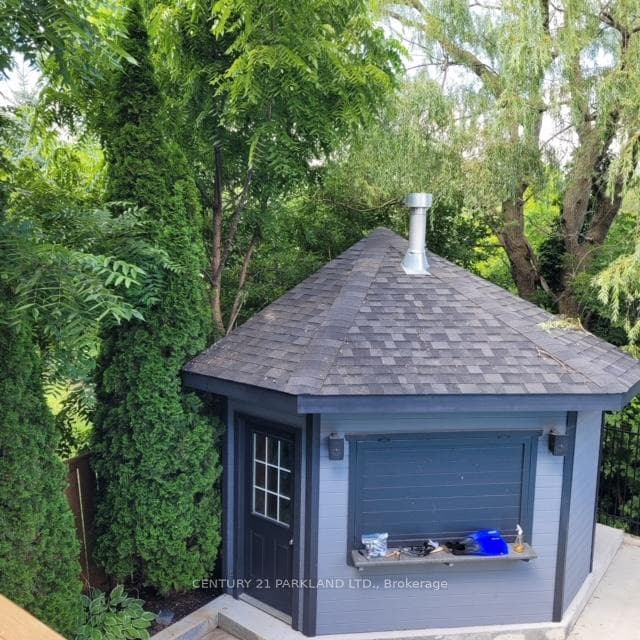5 Brownscombe Crescent photo 31