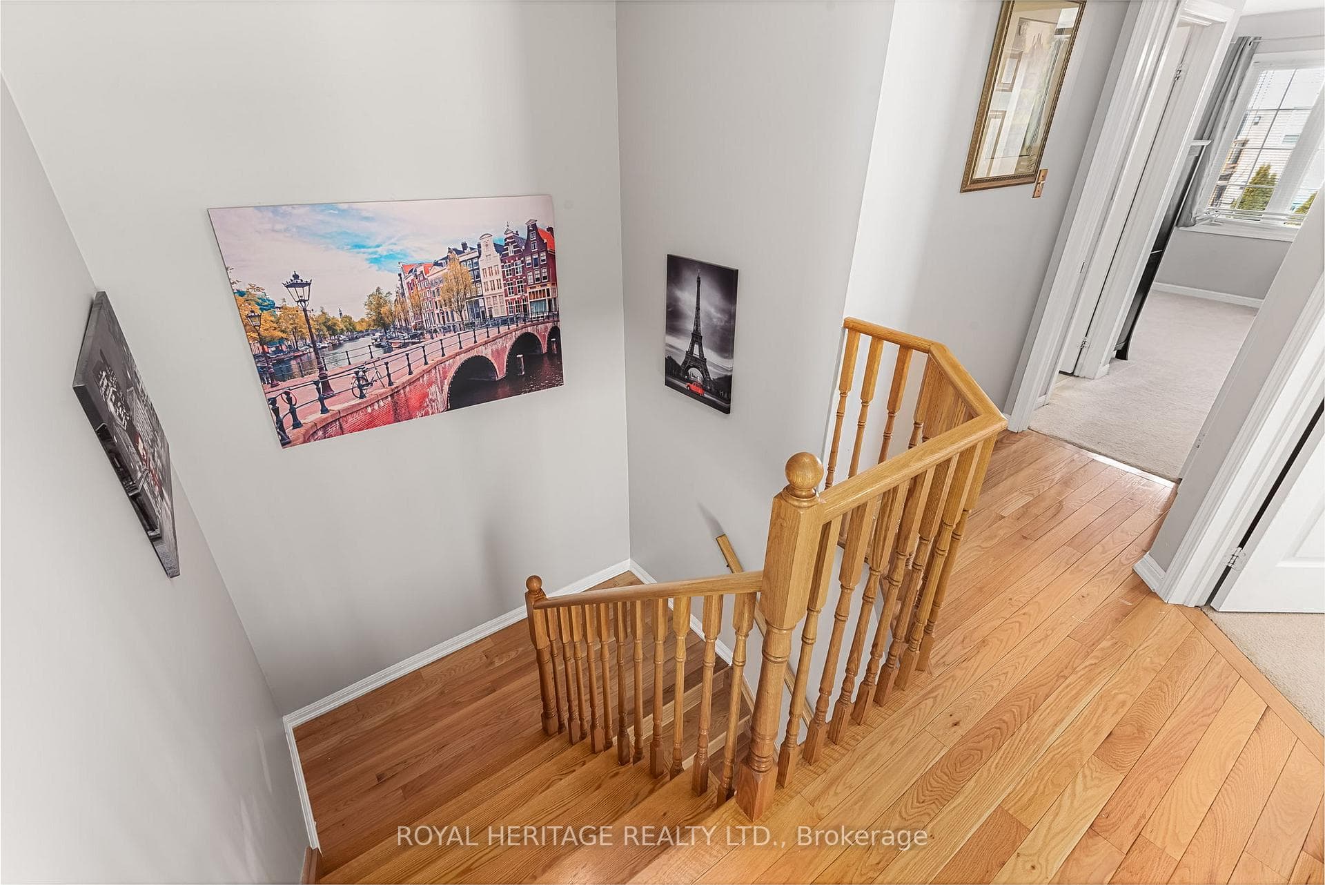 258 Bons Avenue photo 18