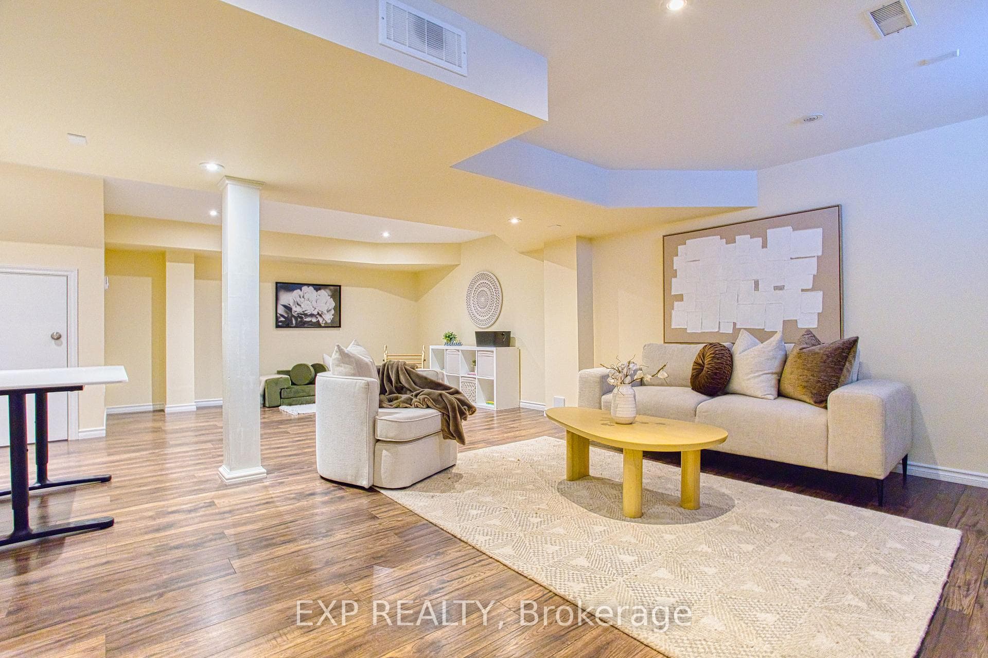 52 Biggs Avenue photo 48