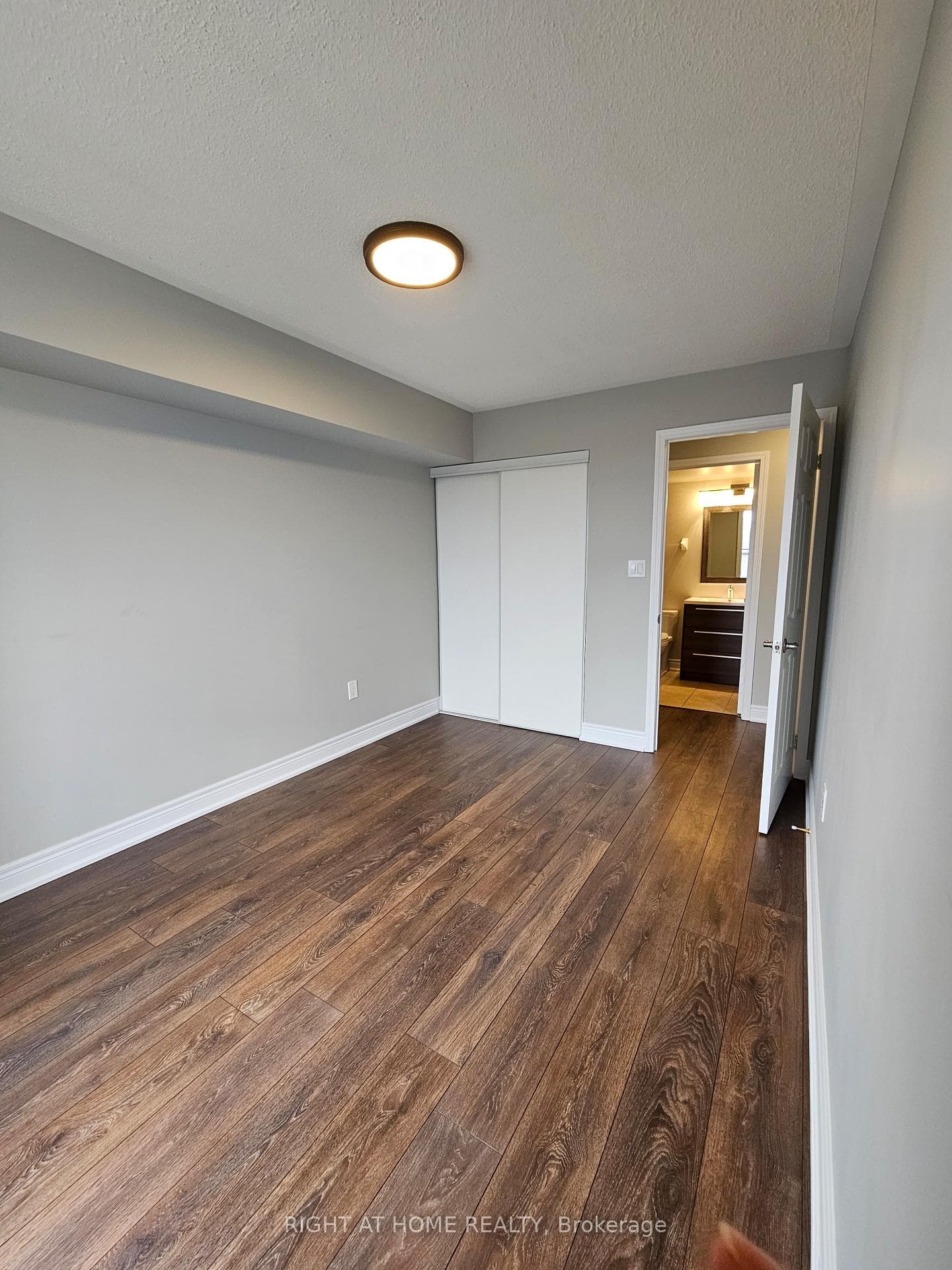 4620 Guildwood Way Unit 15 photo 23