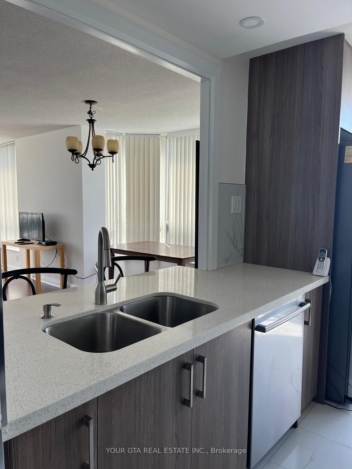 22 Hanover Road Unit 1510 photo 10