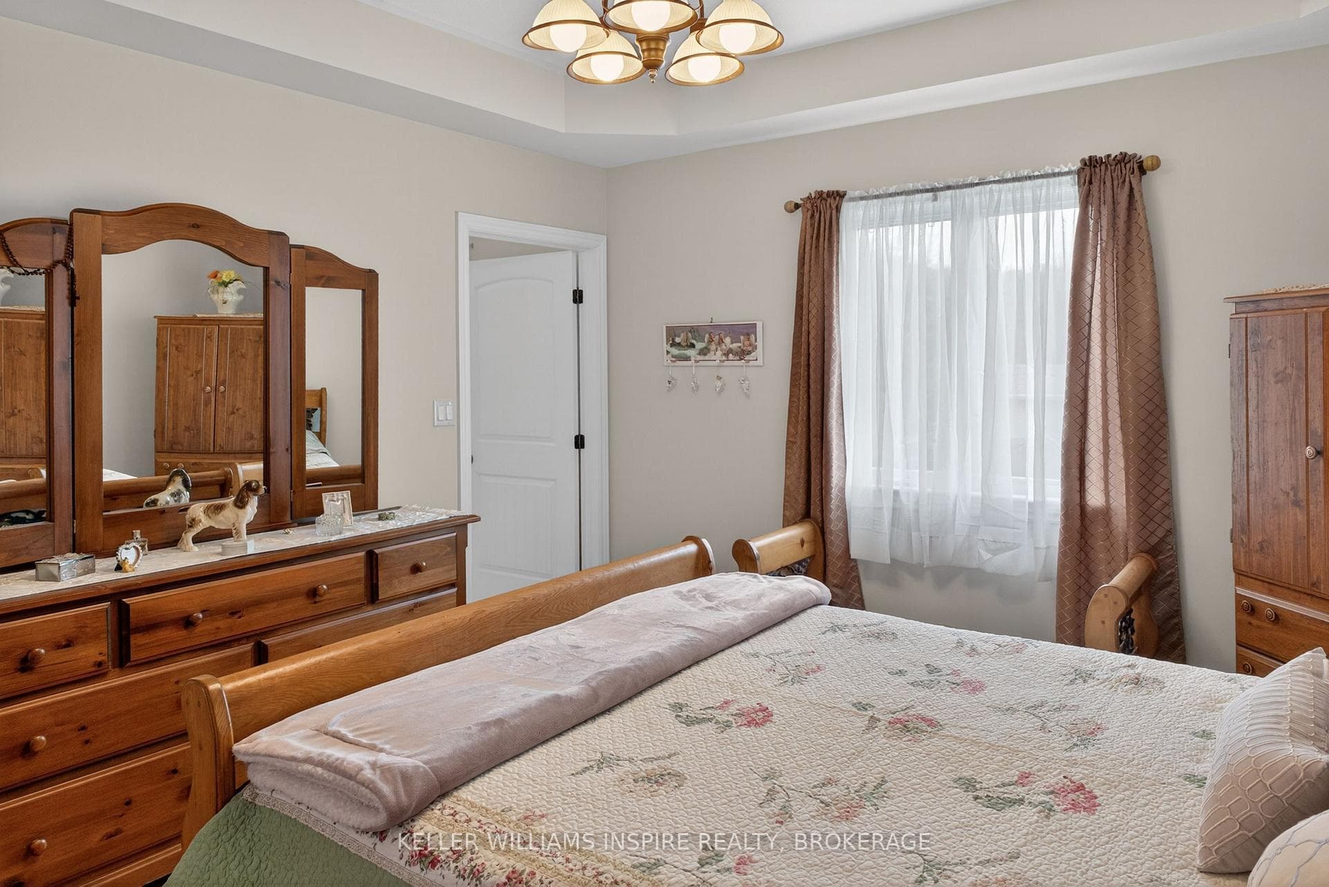 520 Sydney Street photo 27