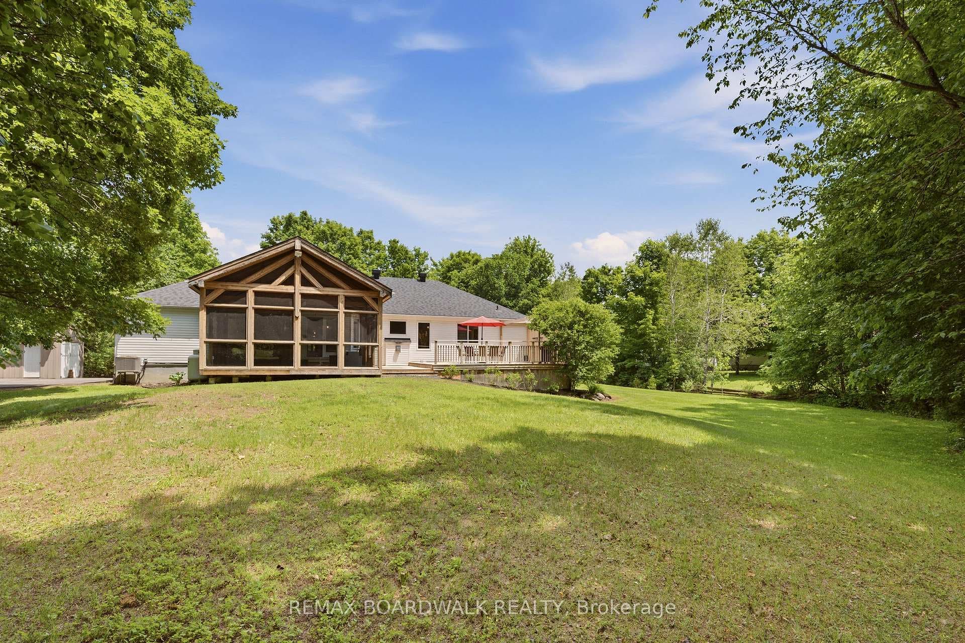 289 Timberwood Drive photo 35