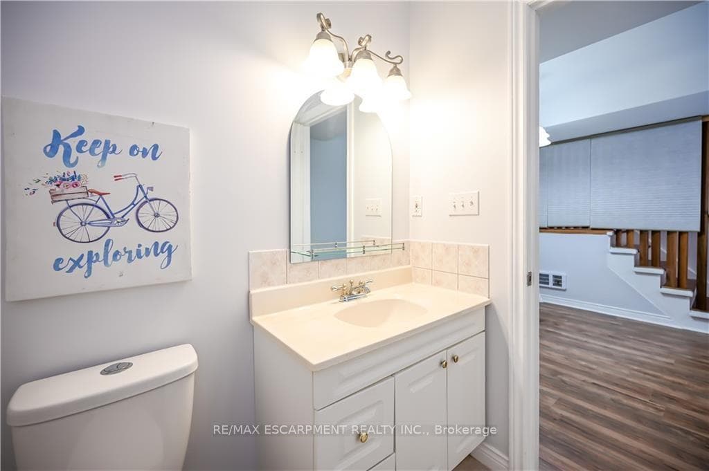296 Winterberry Drive Unit 2 photo 22