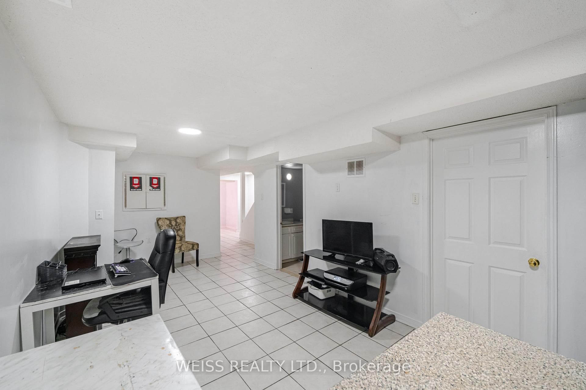 200 Cresthaven Road Unit 46 photo 27