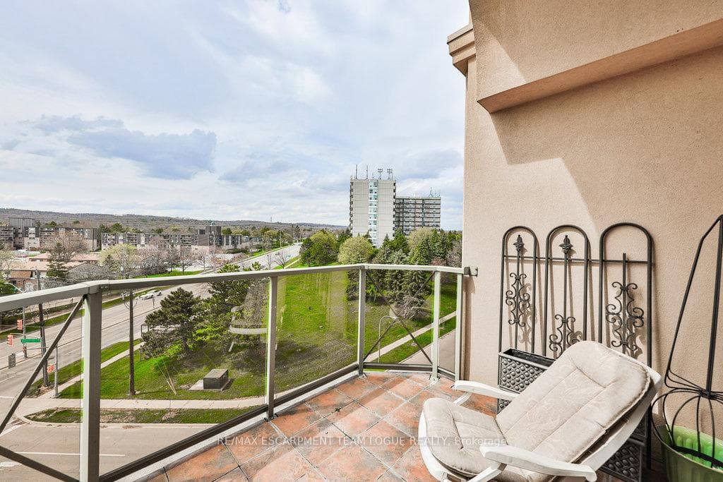 2085 Amherst Heights Drive Unit 705 photo 39