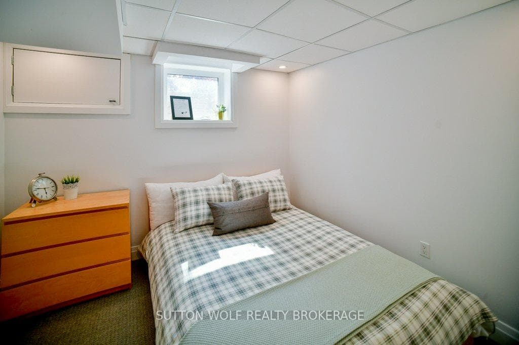 30458 Sylvan Road photo 16