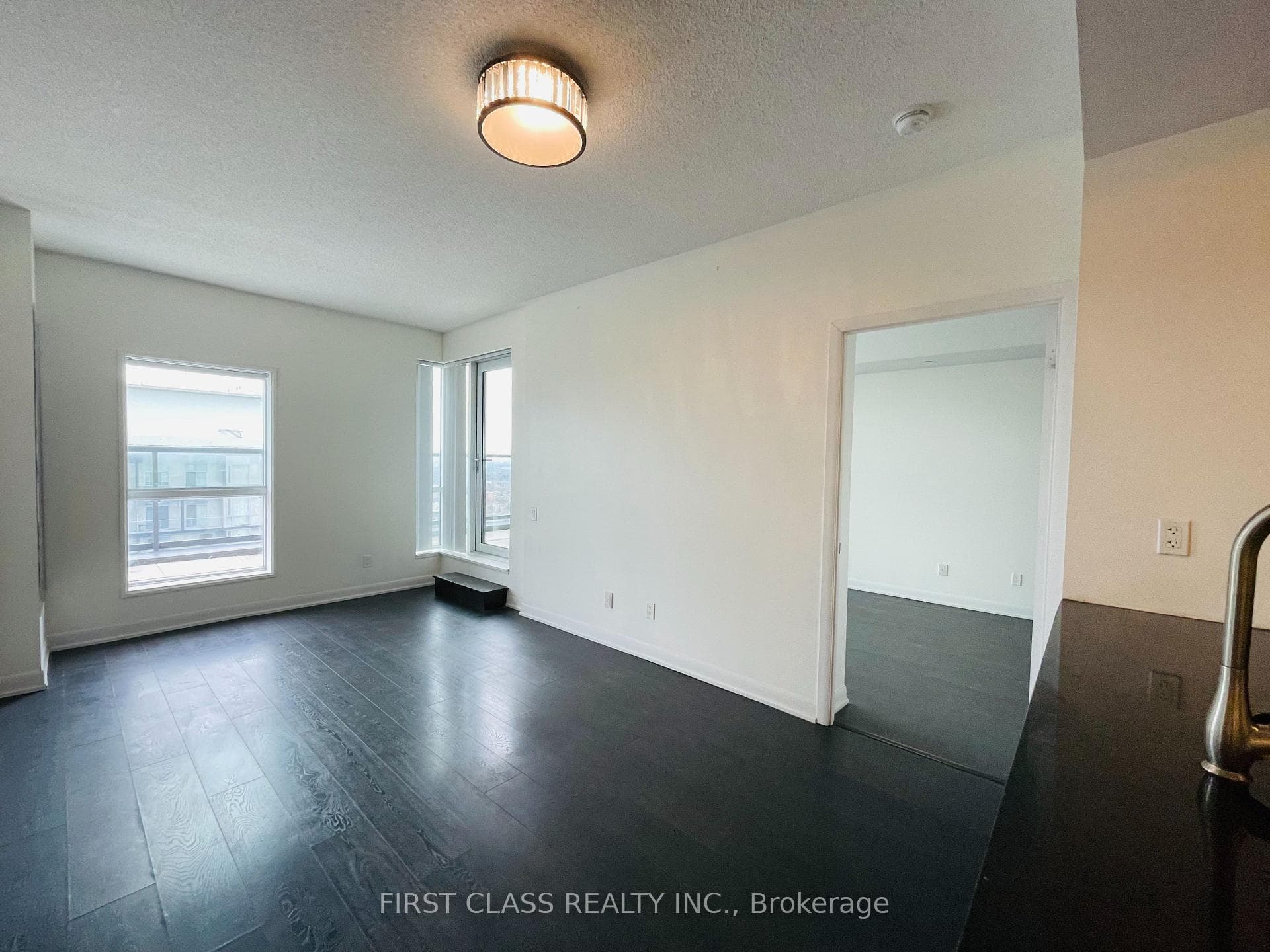 5168 Yonge Street Unit PH305 photo 7
