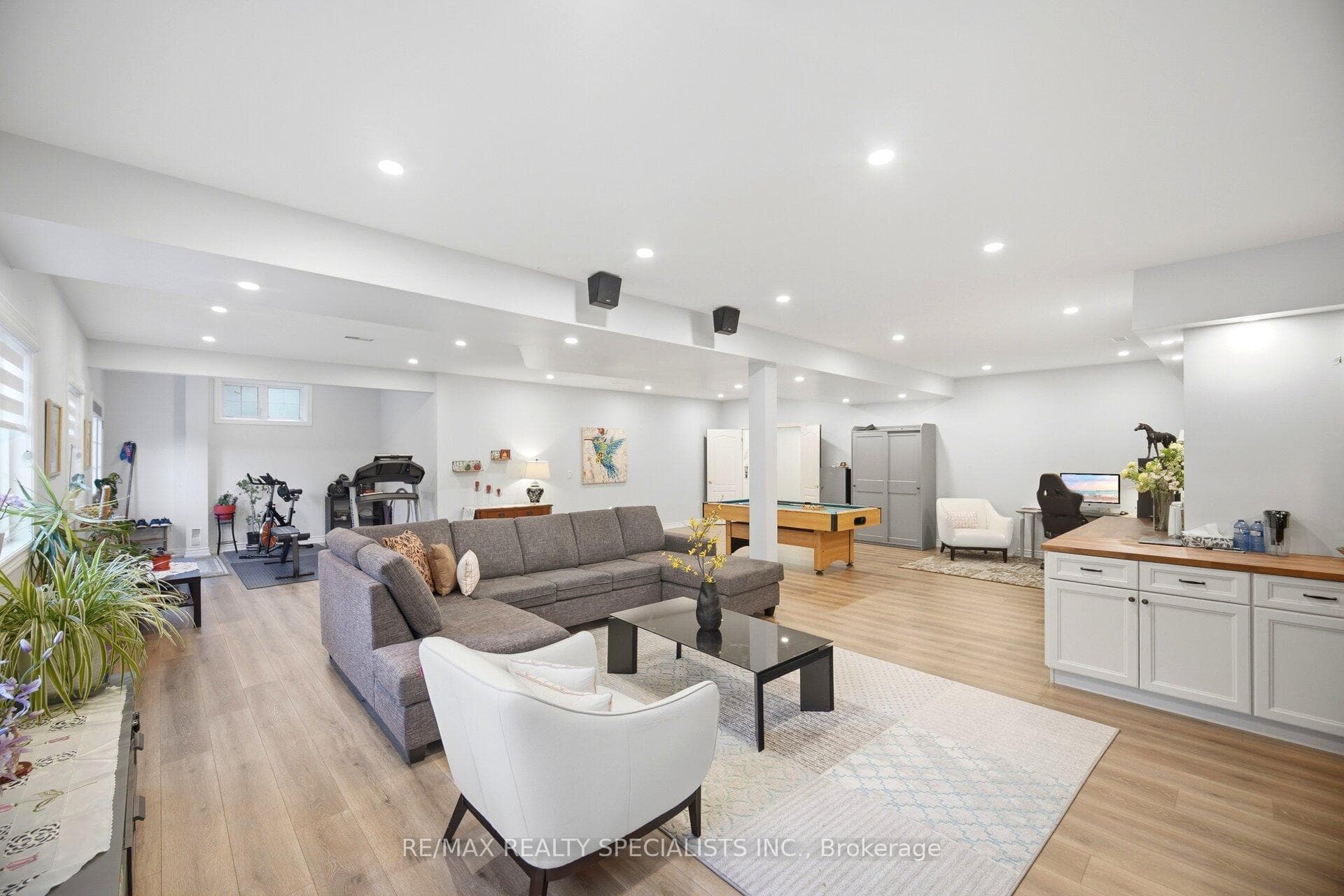 10 Valley Hill Drive photo 35