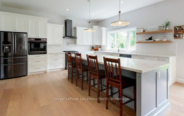 245 Jane Street photo 28