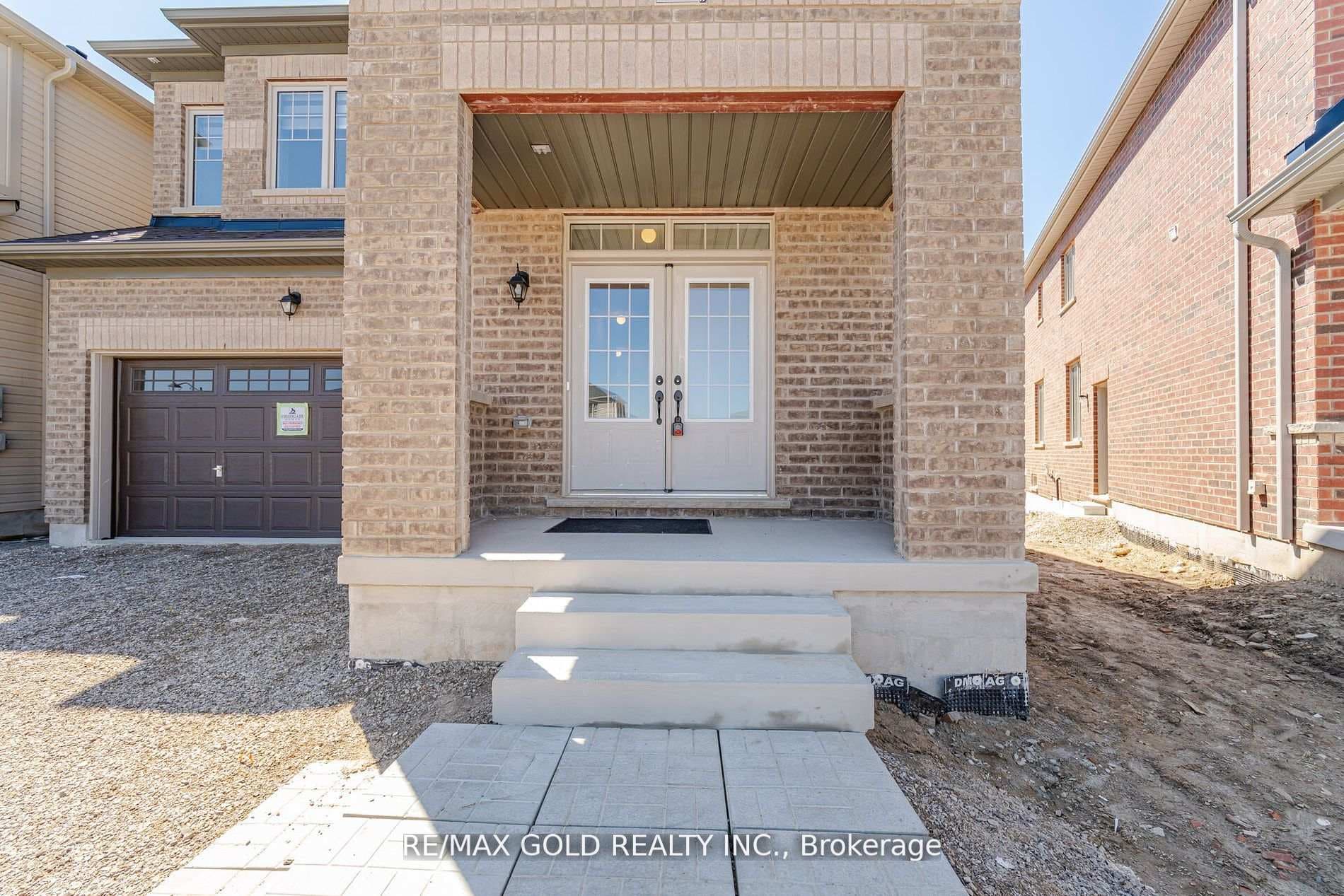 210 Chippewa Avenue photo 3