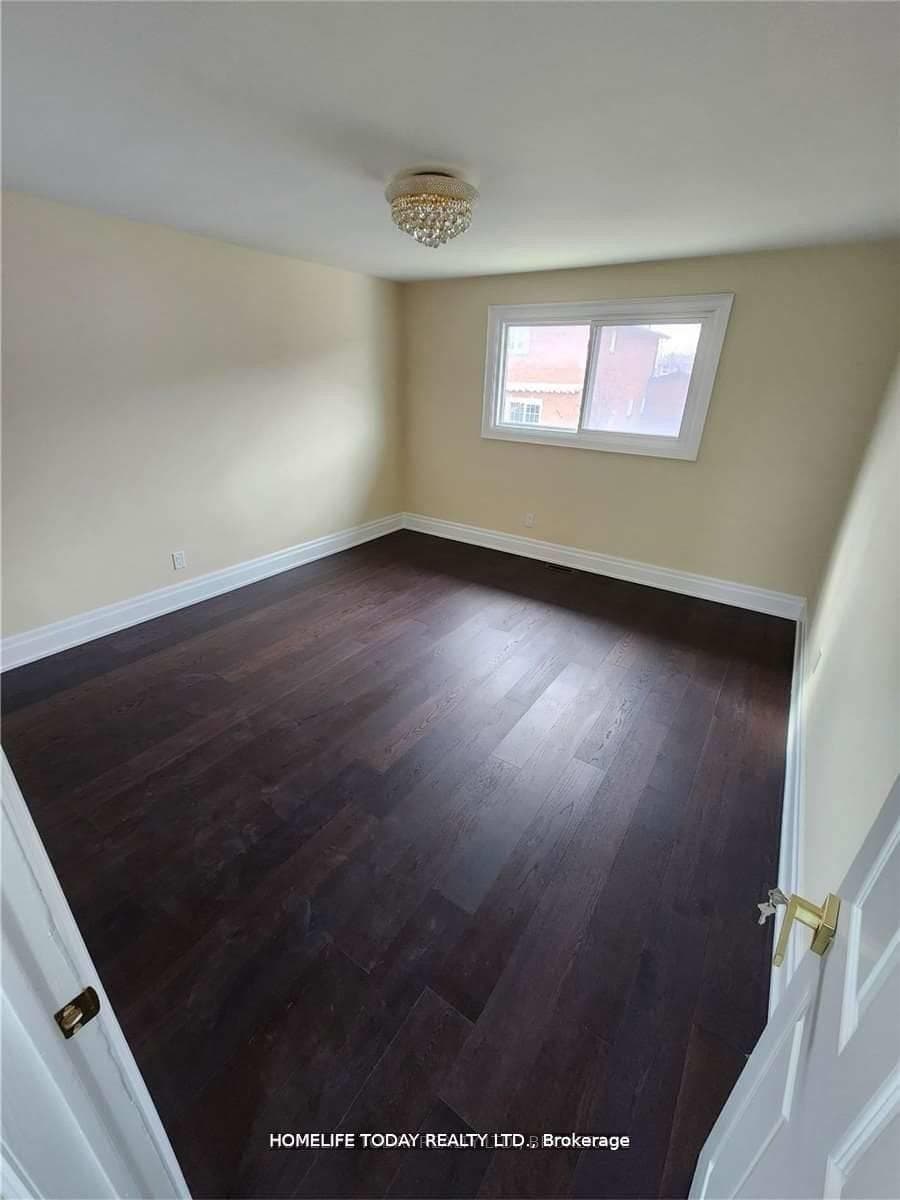 710 Morrish Road photo 25