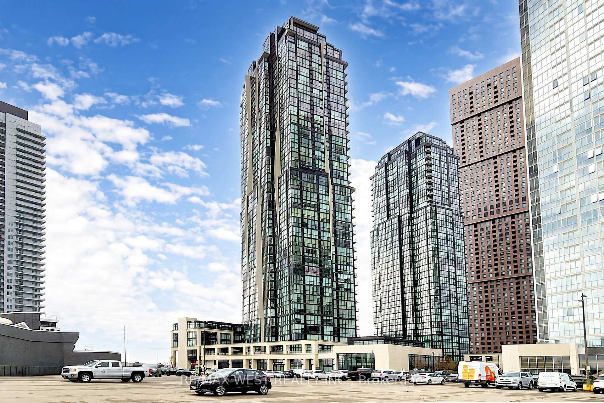 2900 Highway 7 Road Unit 2602 photo 3