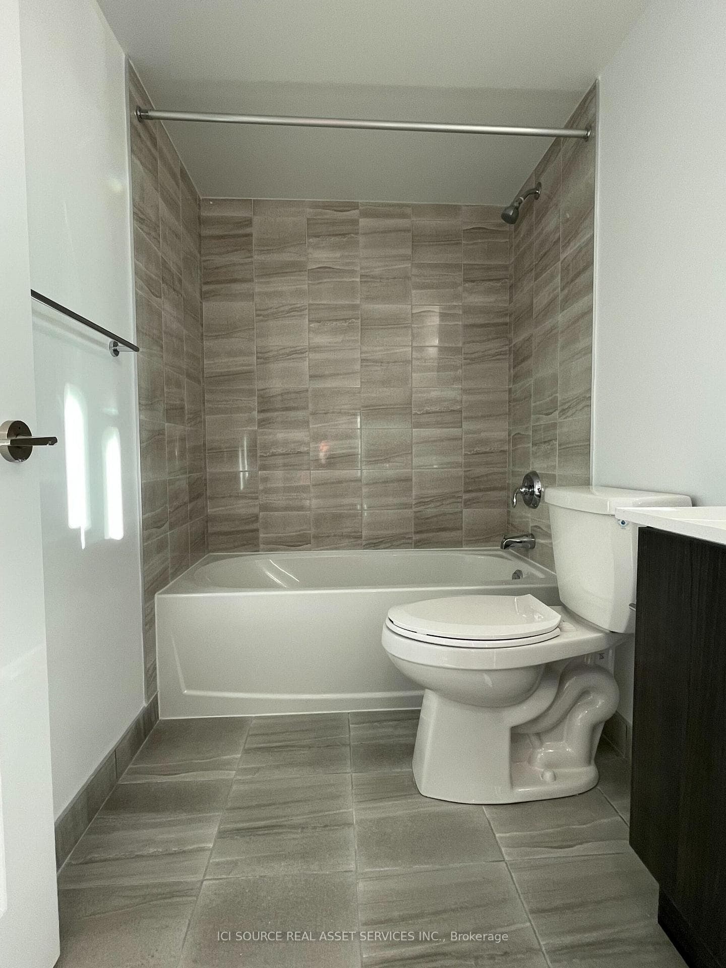 1435 Celebration Drive Unit 1801 photo 9