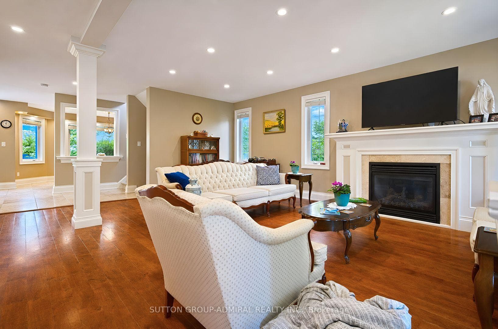 36 Georgian Meadows Drive photo 4