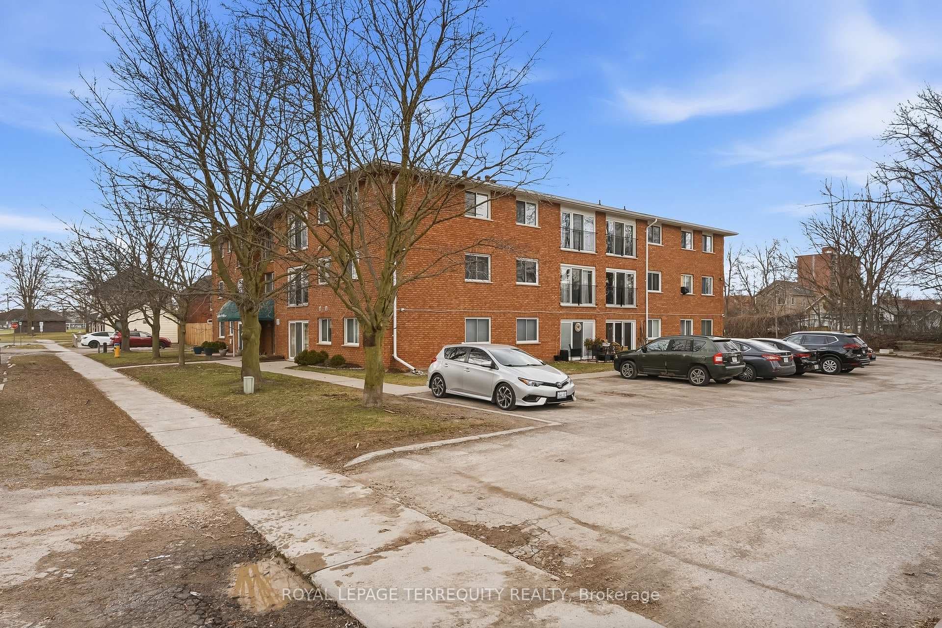 136 Ware Street Unit 307 photo 27