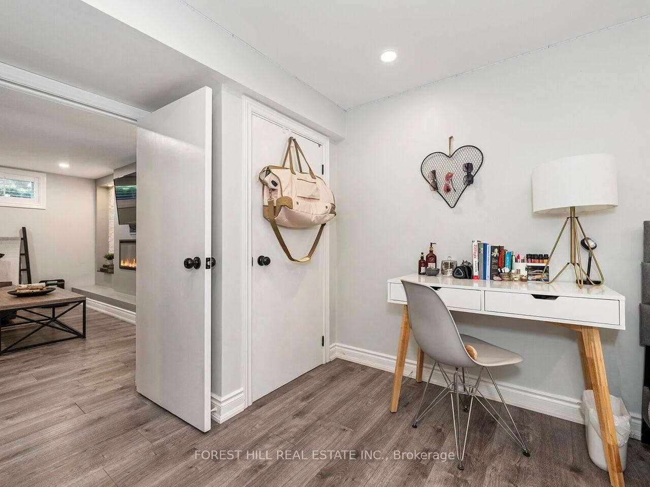 159 Robinwood Crescent photo 31