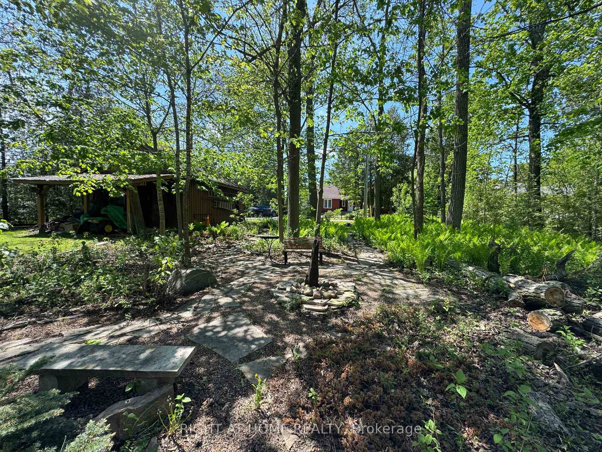 28 Birch Island Road photo 36