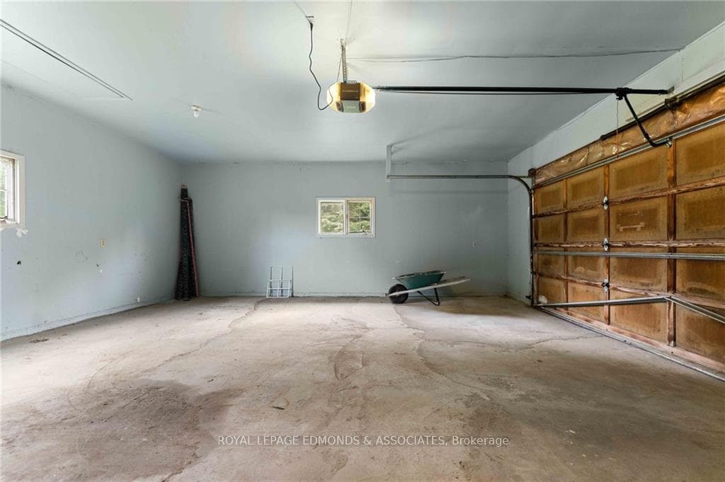 1703 FOREST LEA Road photo 23