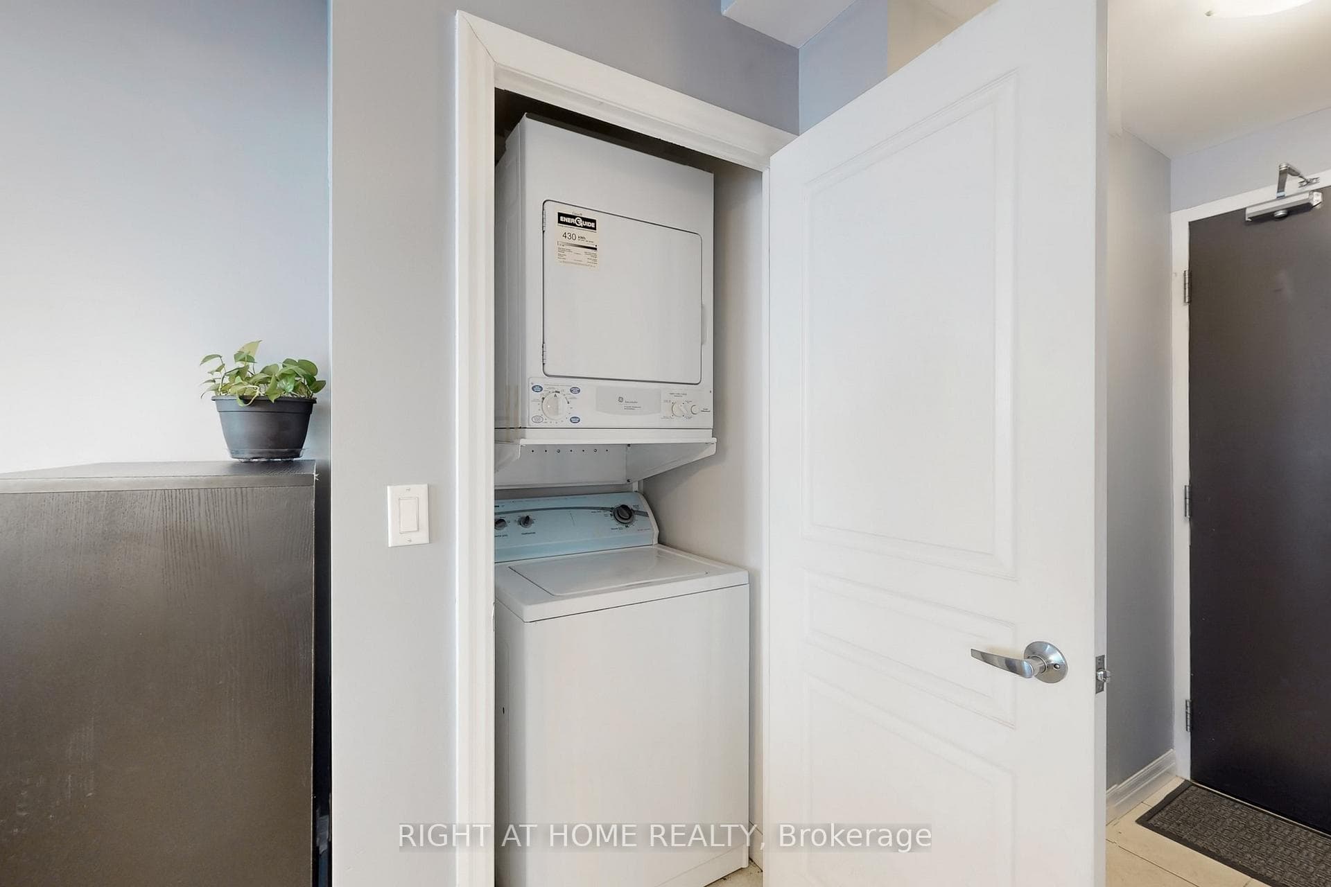 225 Webb Drive Unit 1204 photo 23